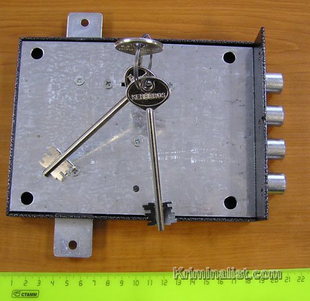Отпирания замка LOCKS-RU КЕРБЕРОС (KERBEROS)с помощью свертыша